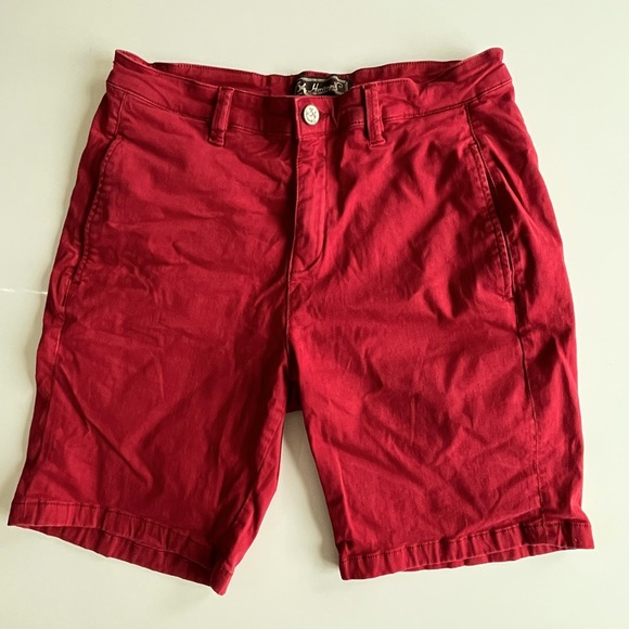 🔥 Stylish Red Size 32 Heritage Shorts for Sale! 🔥 - Picture 1 of 4